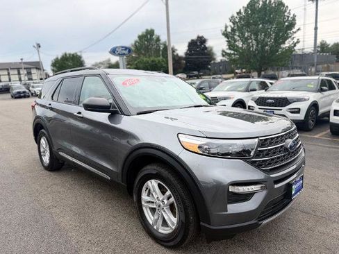 Certified 2022 Ford Explorer XLT w/ Equipment Group 202A AWD/4WD image 12