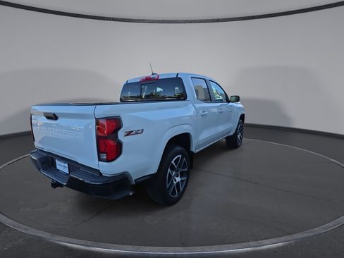 Certified 2024 Chevrolet Colorado Z71 w/ Z71 Convenience Package 2 AWD/4WD image 8