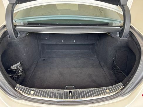 Used 2017 Mercedes-Benz S 550 Sedan image 8