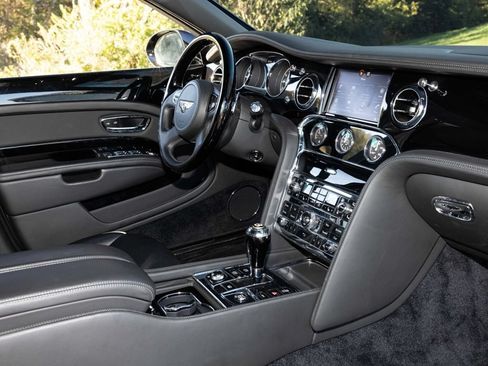 Used 2020 Bentley Mulsanne RWD image 68