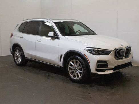 Certified 2023 BMW X5 xDrive40i w/ Premium Package image 1