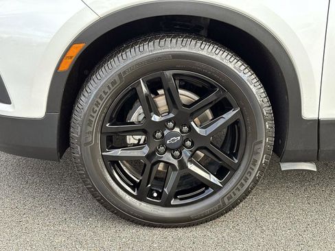 Used 2020 Chevrolet Blazer LT image 12