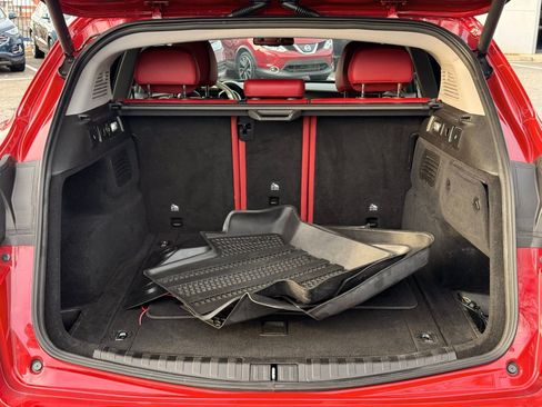 Used 2019 Alfa Romeo Stelvio image 12