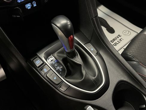 Used 2019 Hyundai Veloster Turbo image 30