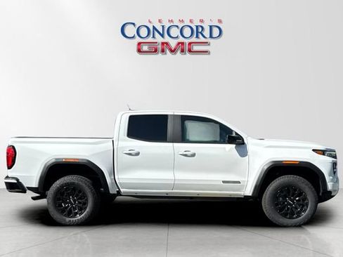 New 2026 GMC Canyon Elevation RWD image 3