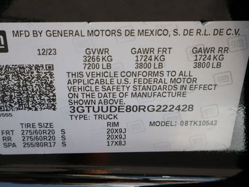 Certified 2024 GMC Sierra 1500 SLT w/ SLT Premium Plus Package AWD/4WD image 34