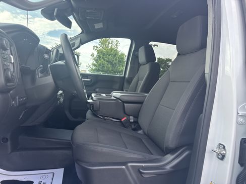 Used 2025 Chevrolet Silverado 2500 W/T w/ WT Convenience Package AWD/4WD image 15