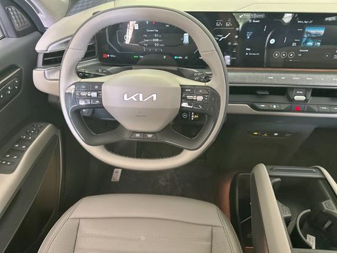New 2026 Kia EV9 Land AWD/4WD image 14
