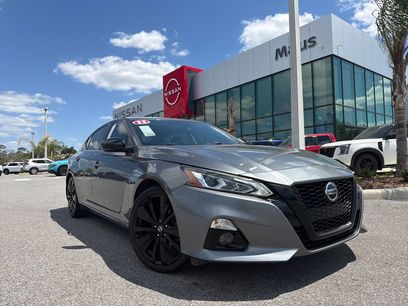 Used 2022 Nissan Altima 2.5 SR w/ Midnight Edition Package