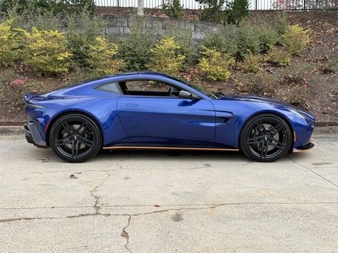 New 2025 Aston Martin V8 Vantage Coupe image 13