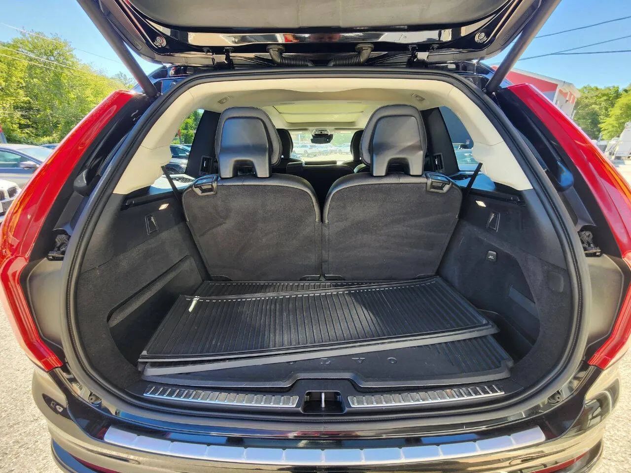 Used 2019 Volvo XC90 T6 Momentum w/ Advanced Package AWD/4WD image 14