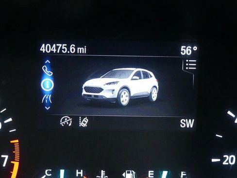 Used 2022 Ford Escape SE w/ Cold Weather Package AWD/4WD image 32