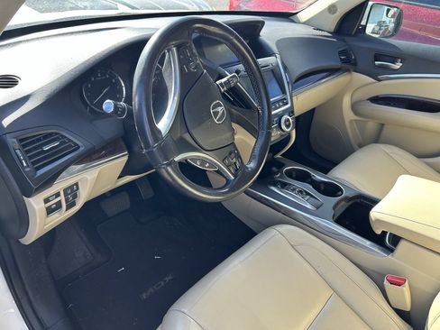 Used 2018 Acura MDX FWD image 11