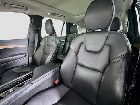 Certified 2023 Volvo XC90 B6 Plus w/ Protection Package Premier AWD/4WD image 21