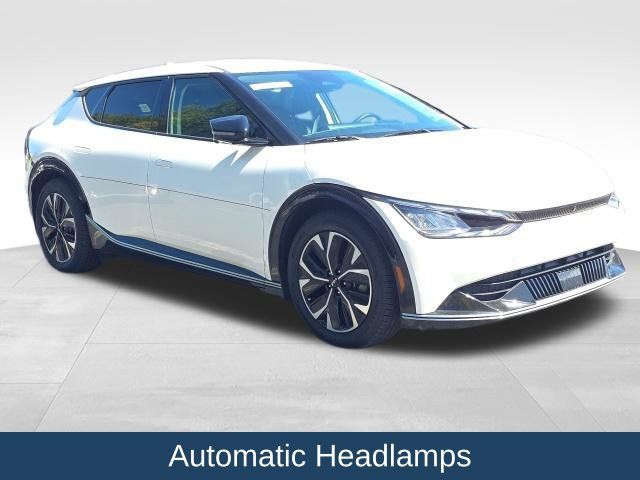 Used 2023 Kia EV6 Wind w/ Wind Technology Package AWD/4WD image 7