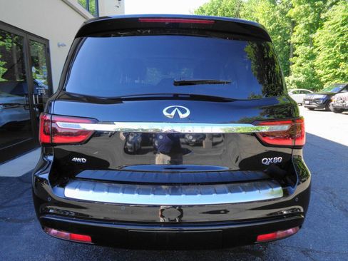 Used 2024 INFINITI QX80 Luxe w/ Cargo Package AWD/4WD image 6