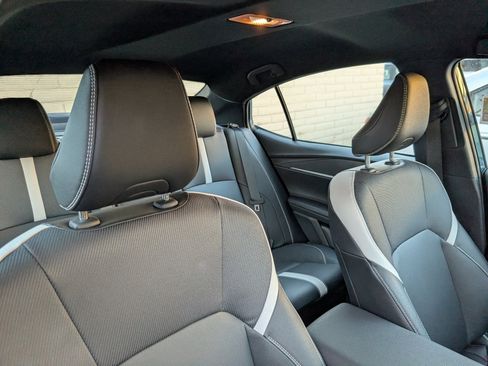 Used 2026 Toyota Camry SE w/ Convenience Package image 3