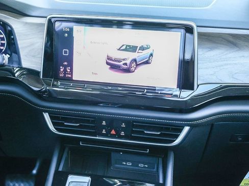 New 2026 Volkswagen Atlas SE image 22