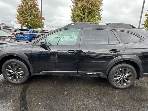 Used 2025 Subaru Outback Onyx Edition XT image 7