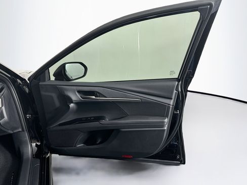 Used 2026 Toyota Camry SE FWD image 32