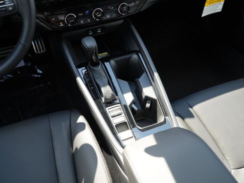 Used 2025 Honda Accord Sport image 27