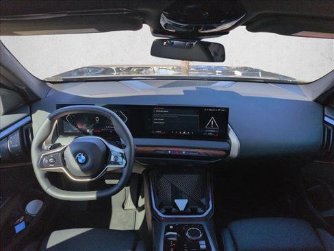 Used 2025 BMW X3 xDrive30i w/ Convenience Package AWD/4WD image 17