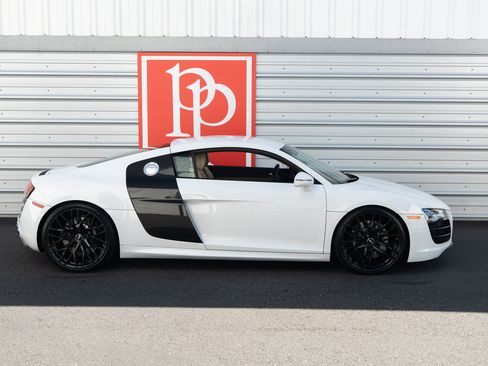Used 2010 Audi R8 V10 AWD/4WD image 40