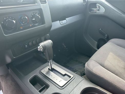 Used 2012 Nissan Frontier S w/ S Preferred Pkg RWD image 29