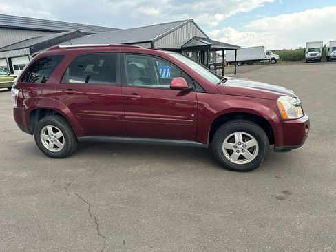 Used 2009 Chevrolet Equinox LT image 3