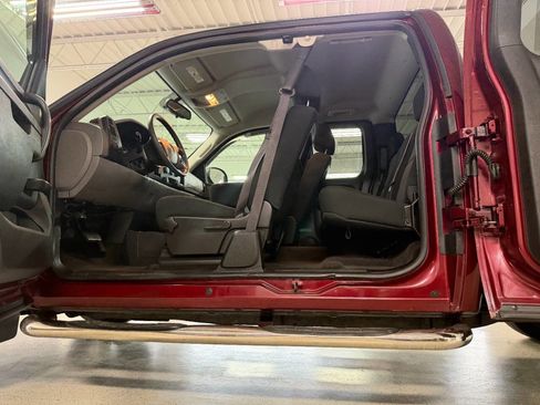 Used 2013 Chevrolet Silverado 1500 LS image 16