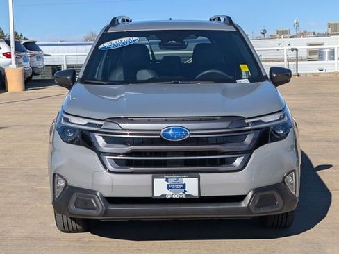 Used 2025 Subaru Forester Limited image 5