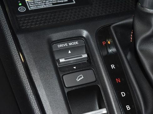 Used 2024 Honda CR-V Sport Touring image 18
