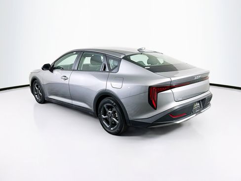 Used 2025 Kia K4 LXS image 5