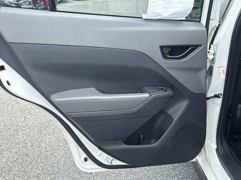 Certified 2024 Subaru Crosstrek 2.0i Premium AWD/4WD image 23
