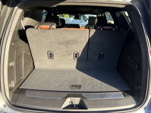 Certified 2023 GMC Yukon Denali Ultimate image 34