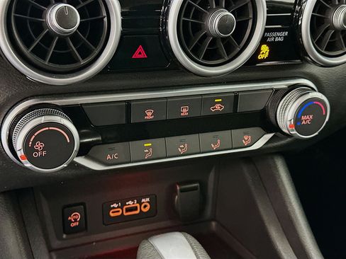 Used 2024 Nissan Sentra SV image 23