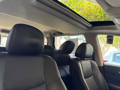 Used 2017 INFINITI QX60 Luxe w/ Premium Plus Package AWD/4WD image 19