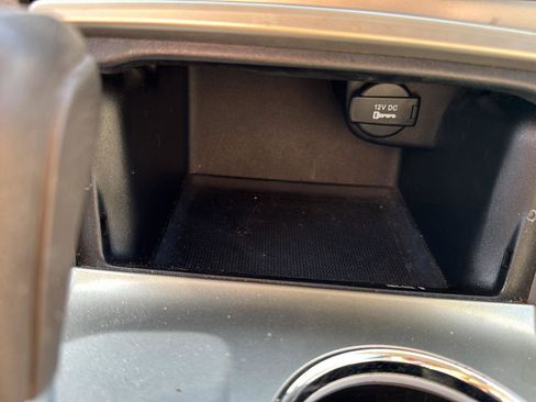 Used 2012 Jeep Grand Cherokee Laredo image 14