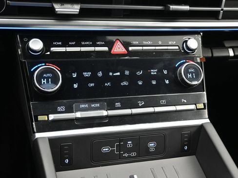 New 2026 Hyundai Santa Fe Limited AWD/4WD image 18