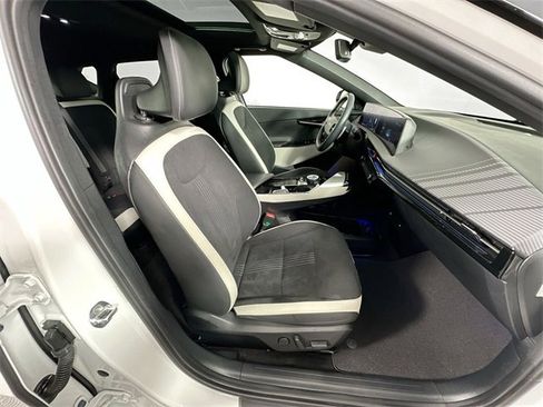 Used 2023 Kia EV6 GT-Line w/ GT-Line Suede Seat Package image 31