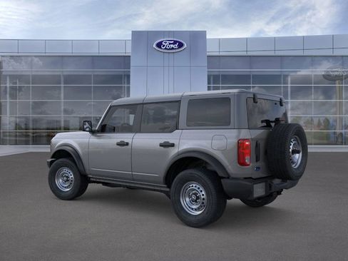 New 2025 Ford Bronco 4-Door image 4