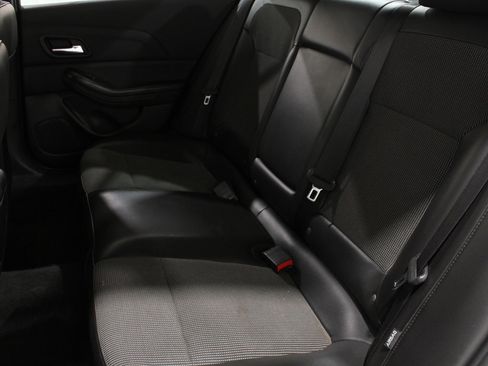 Used 2015 Chevrolet Malibu LT image 16