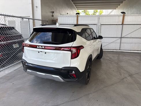 Certified 2025 Kia Seltos S FWD image 6