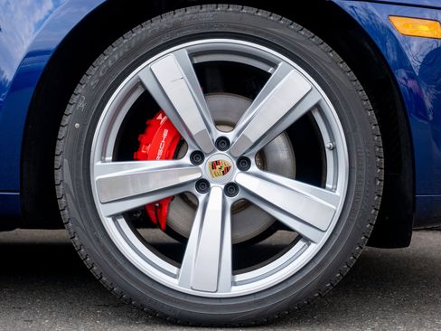 New 2026 Porsche Macan S AWD/4WD image 15