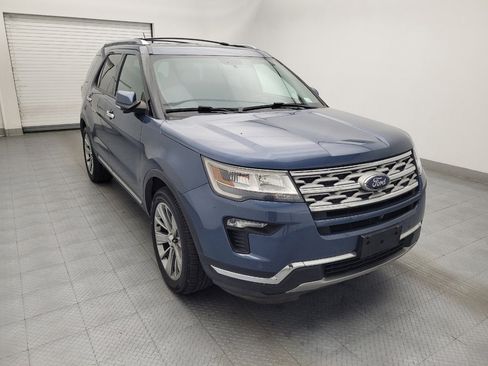 Used 2018 Ford Explorer Limited image 13