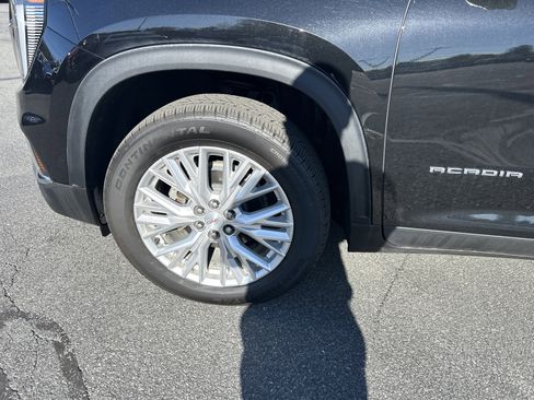 Certified 2024 GMC Acadia Elevation AWD/4WD image 3