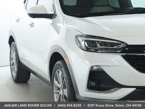 Used 2020 Buick Encore GX Essence w/ Experience Buick Package image 12