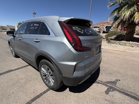 Used 2025 Cadillac XT4 Premium Luxury AWD/4WD image 3