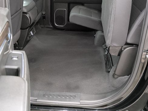 Used 2024 Chevrolet Silverado 1500 LT image 23