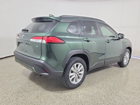 Used 2022 Toyota Corolla Cross LE FWD image 5